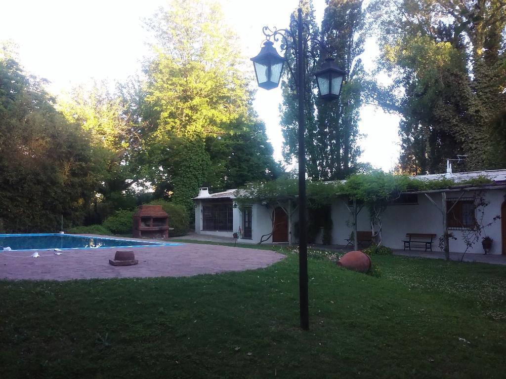 Posada Posta Benegas Godoy Cruz Exterior foto