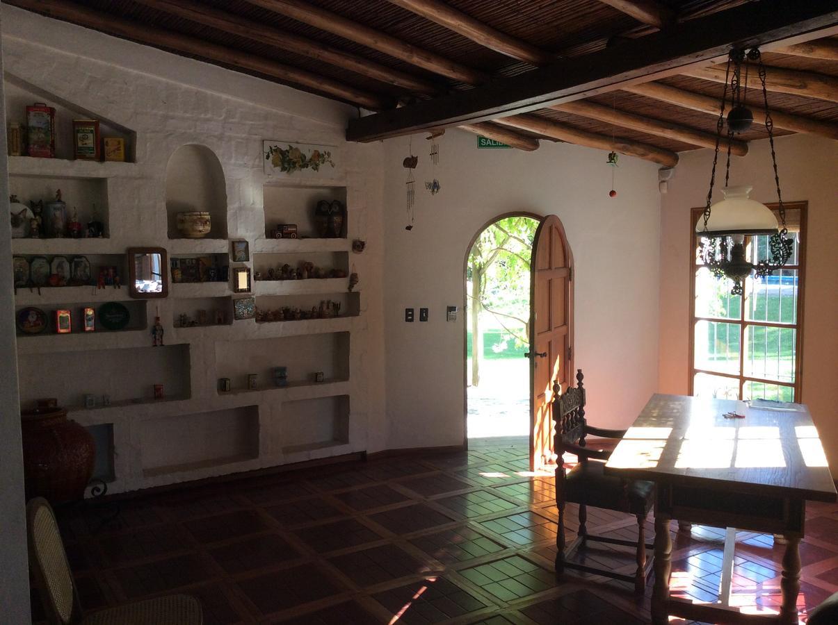 Posada Posta Benegas Godoy Cruz Exterior foto